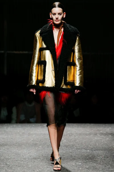 Look 51